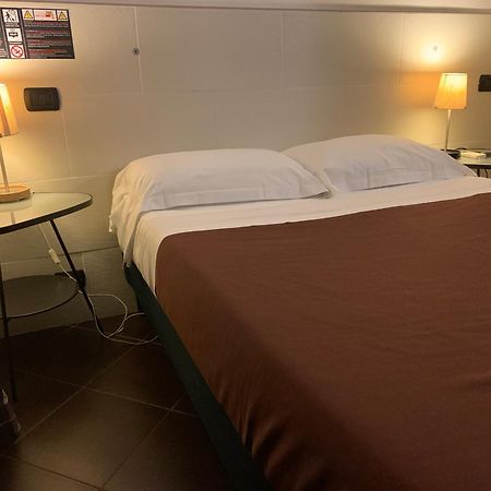Residenza Cernaia Hotell Rom Exteriör bild