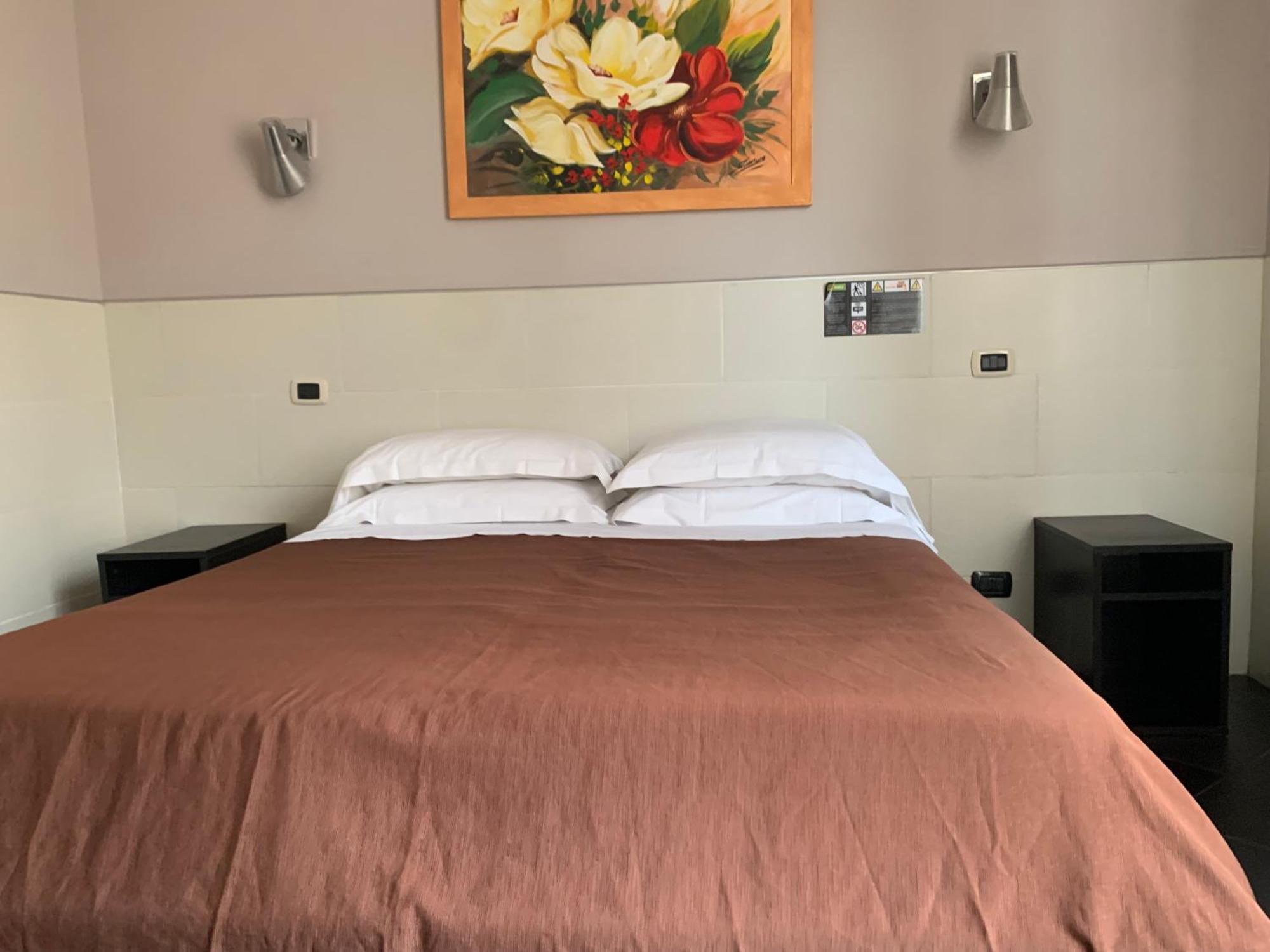Residenza Cernaia Hotell Rom Exteriör bild
