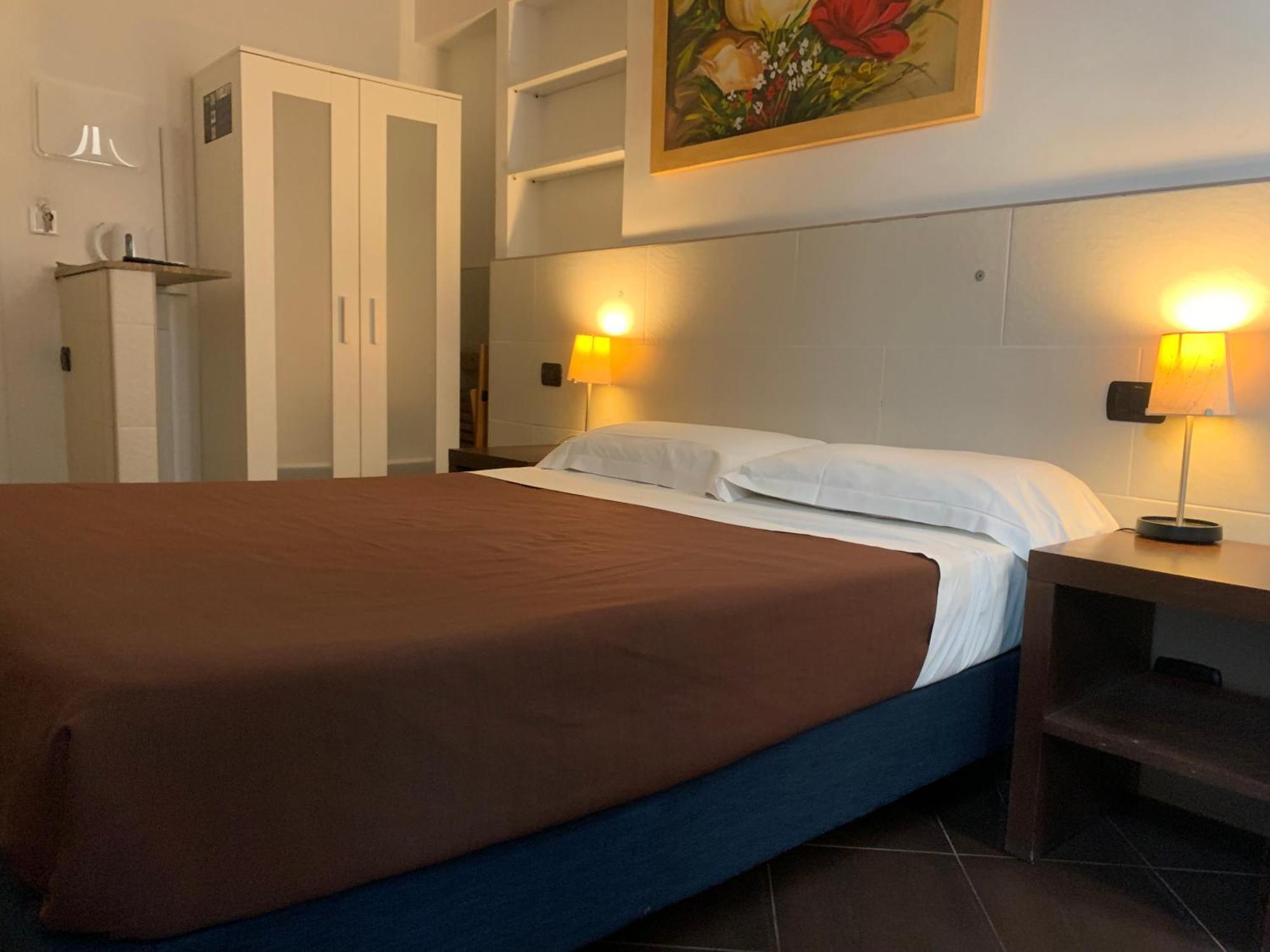 Residenza Cernaia Hotell Rom Exteriör bild